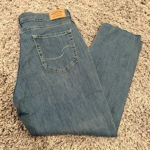 Signature by Levi Strauss women’s Blue Jeans